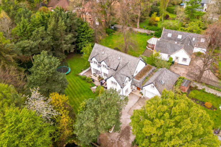 Fernielaw Ave, Colinton